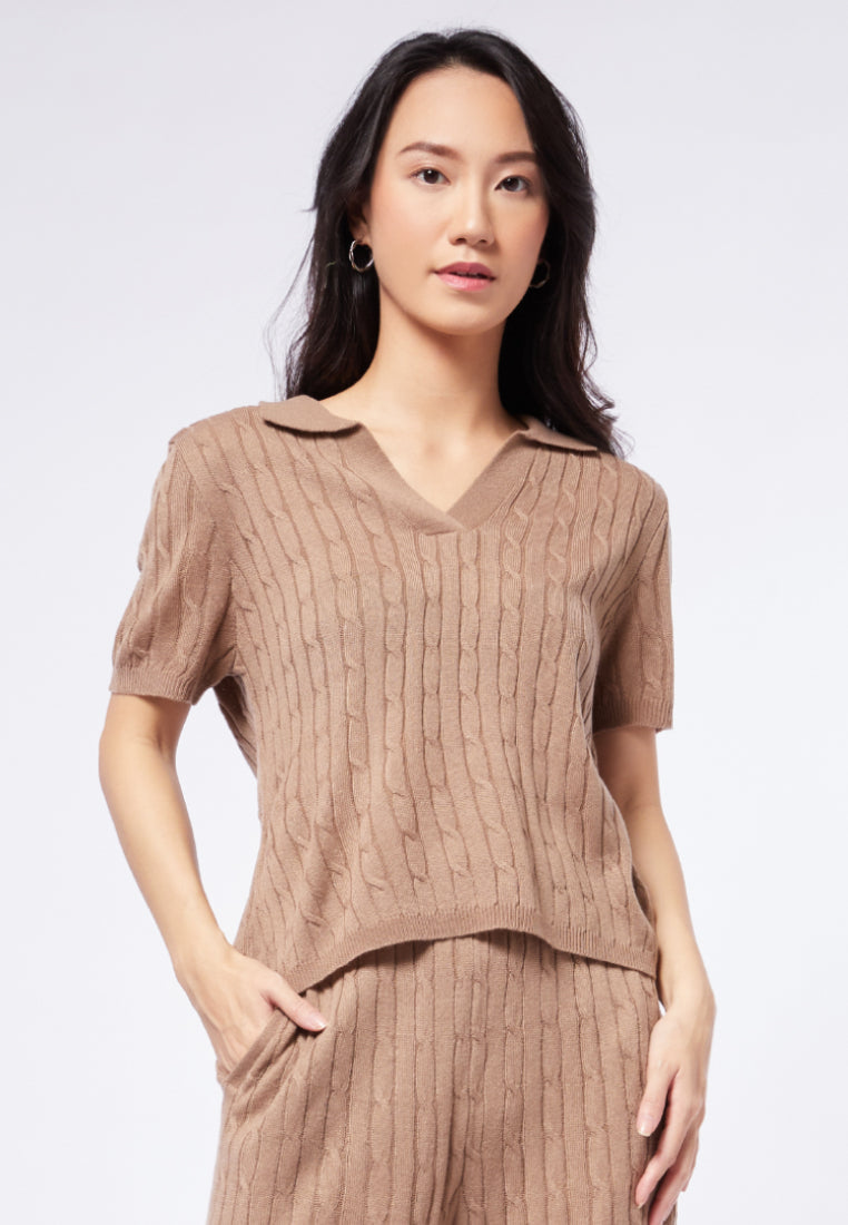 Short Sleeve Cable Knit Top