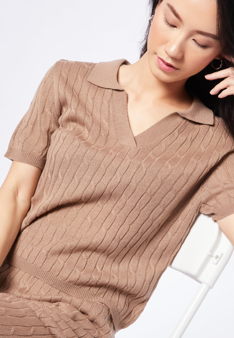 Short Sleeve Cable Knit Top