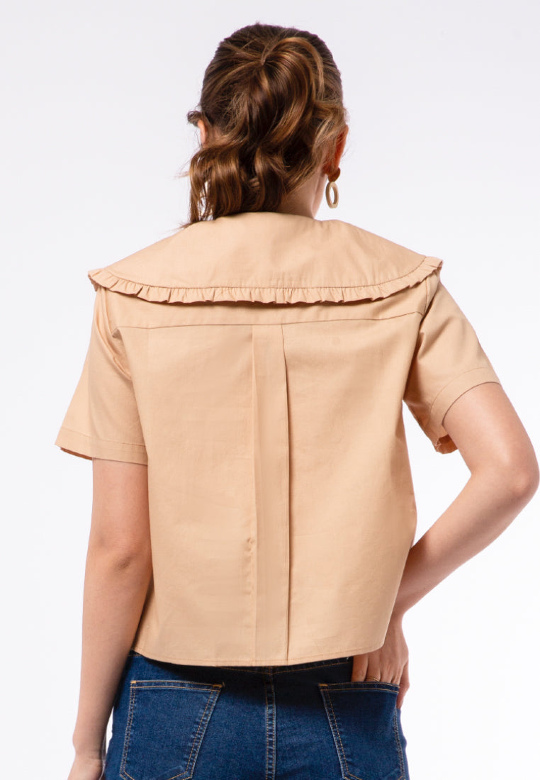 Short Sleeve Blouse with Wide Collar