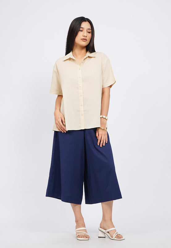 Oversized Short Sleeve Collared Blouse