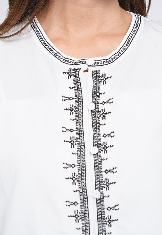 Round Neck Embroidery Blouse