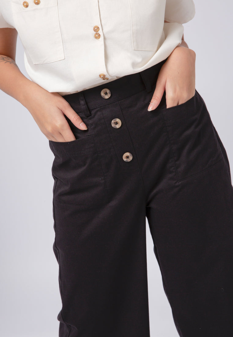 Cullotes with Horn Button Details