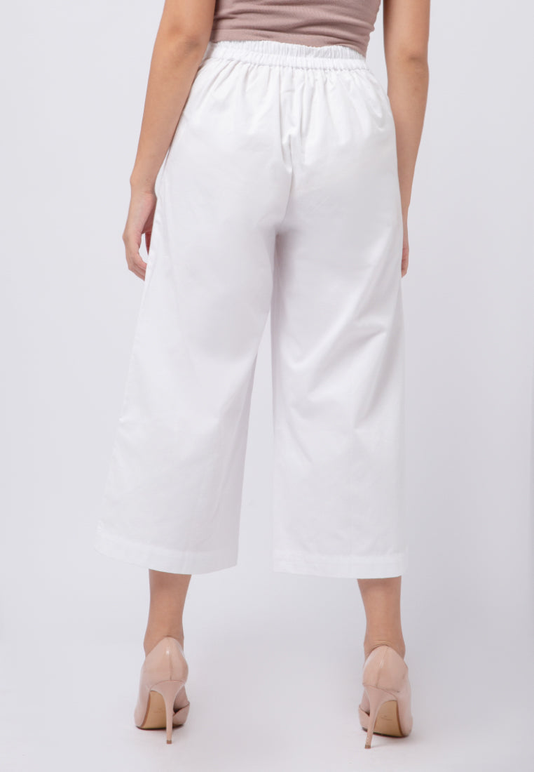 Cullotes with Horn Button Details