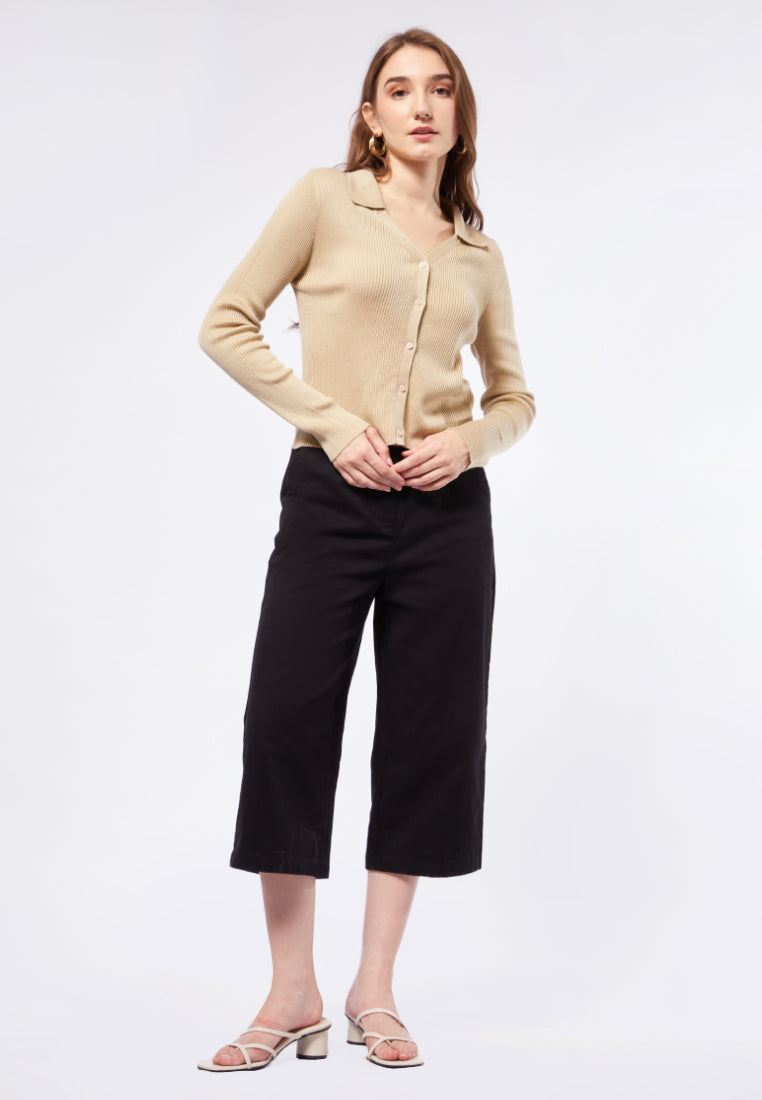 Fitted Cardigan with Collar