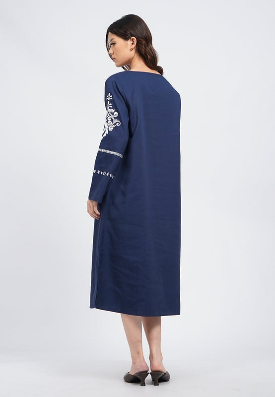 V-Neck Contrast Embroidery Midi Dress