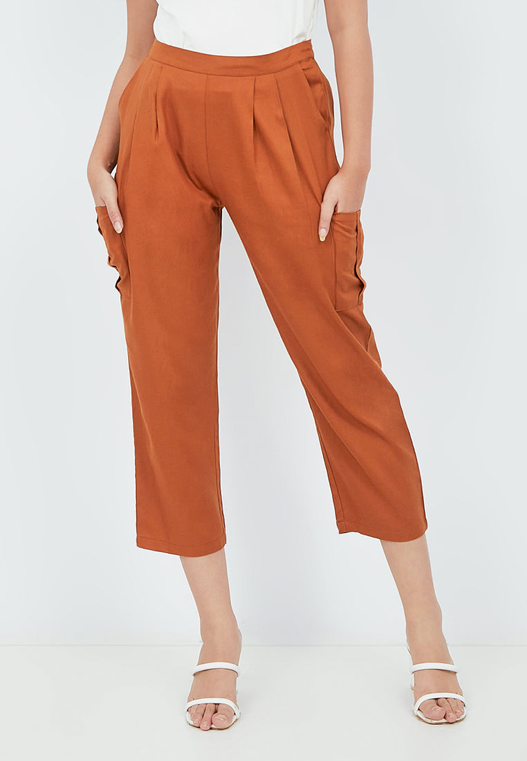 Tapered Fit Cargo Pants
