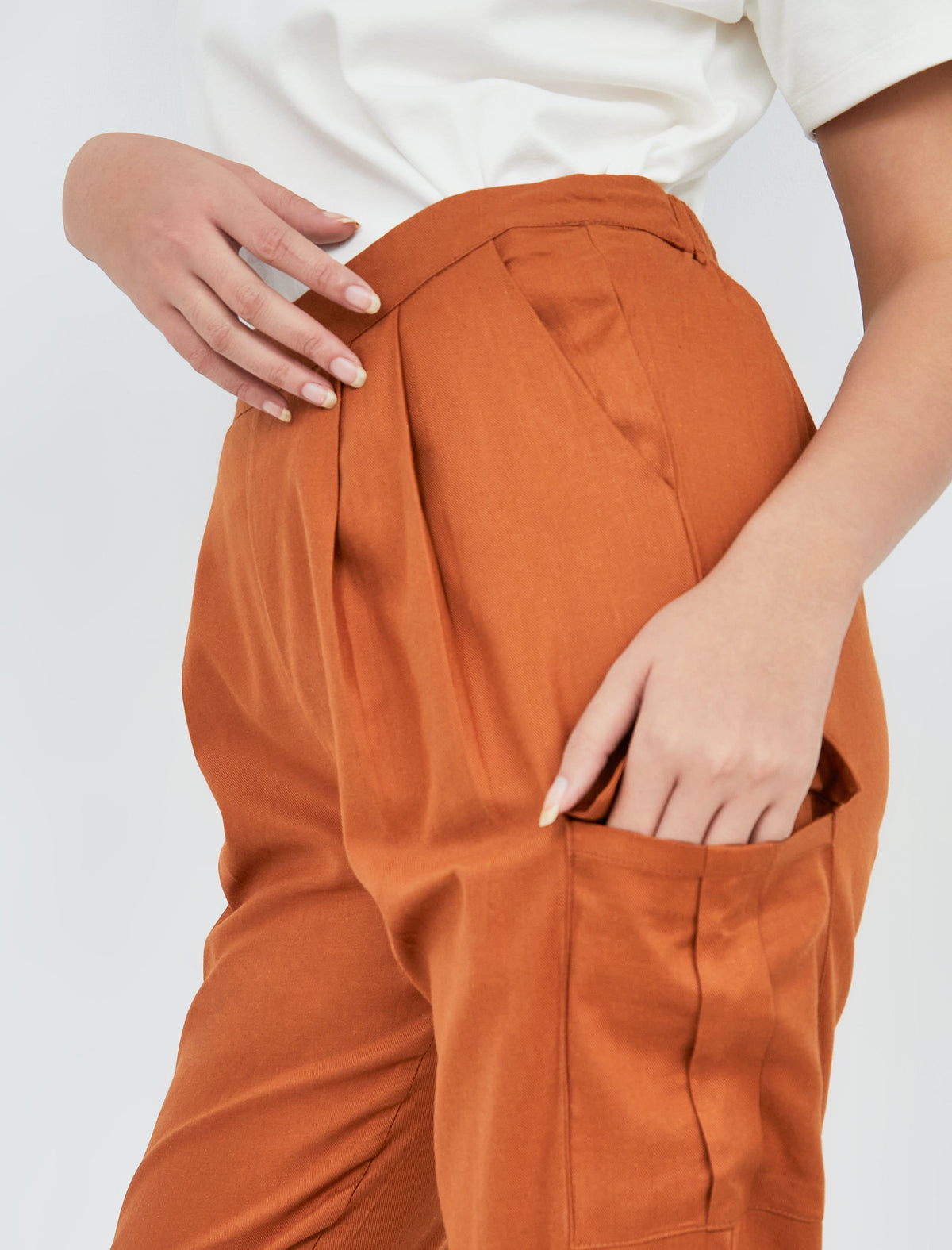 Tapered Fit Cargo Pants