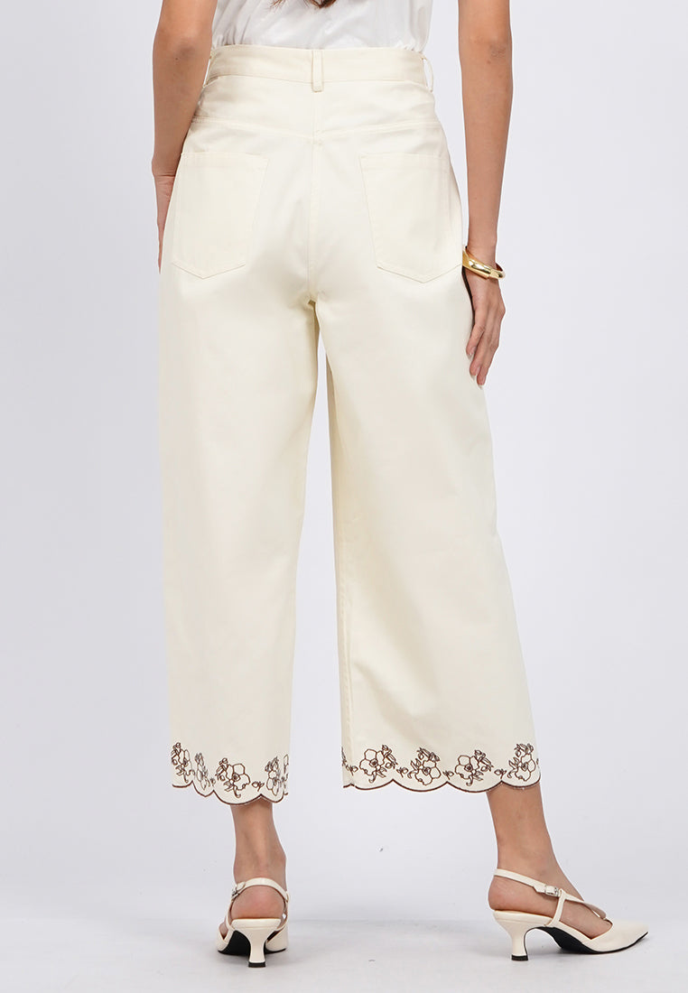 Contrast Embroidered Cullote Pants