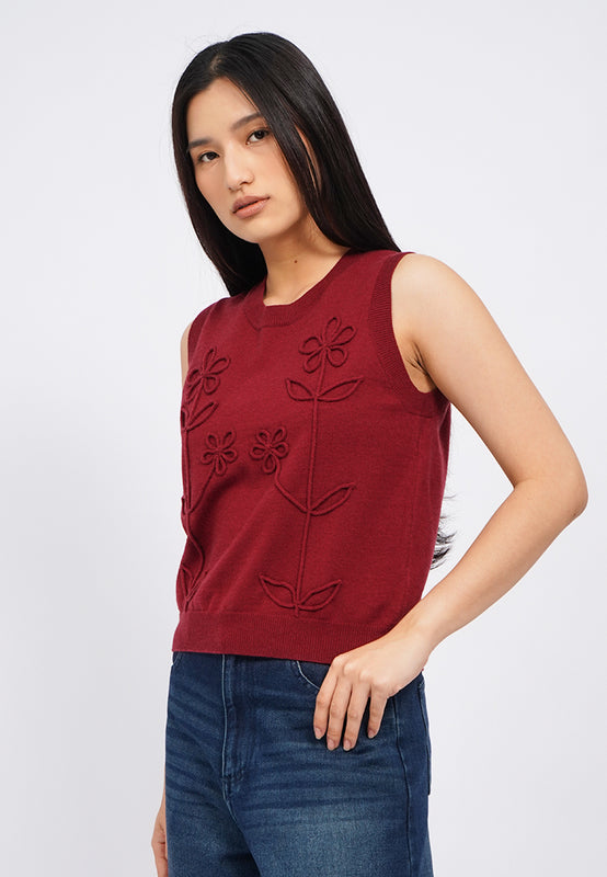 Sleeveless Knit Top with Applique