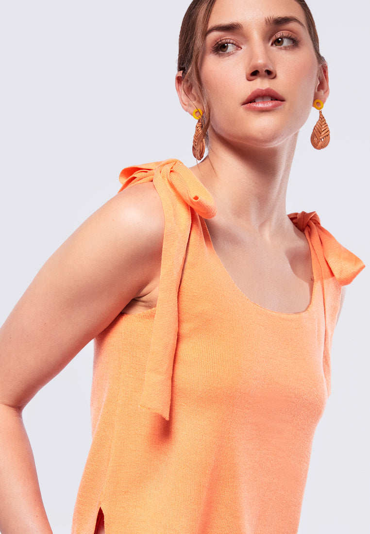 Sleeveless Knit Top with Bow Tie Details
