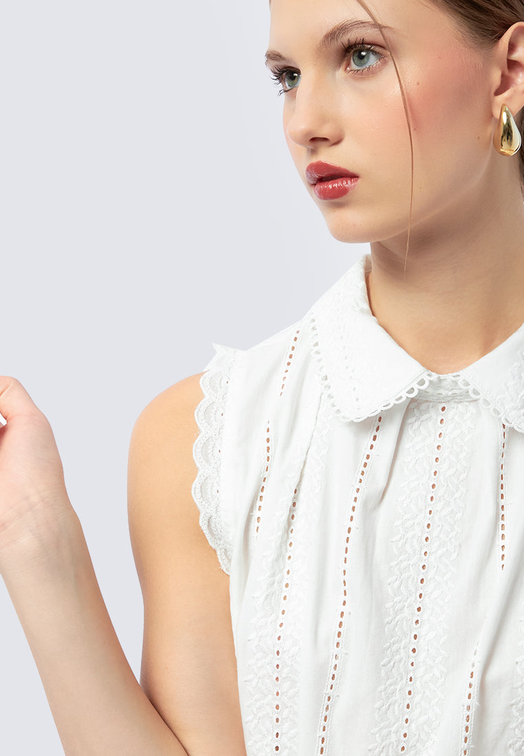 Sleeveless Embroidered Blouse