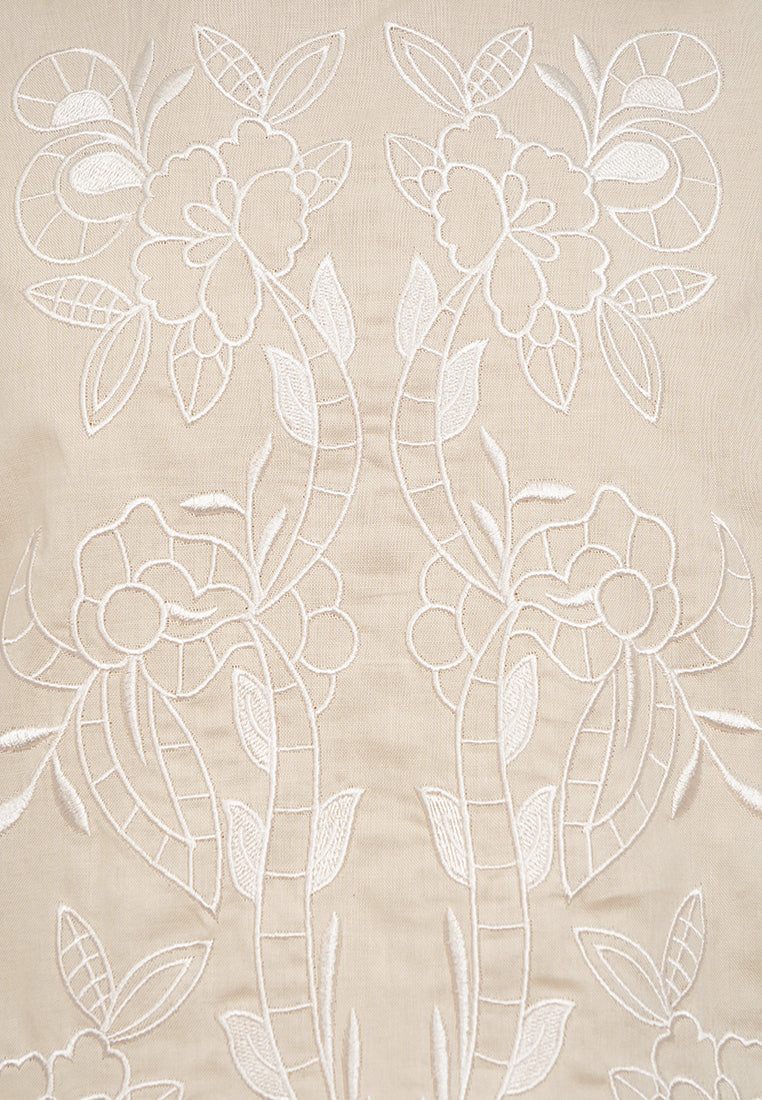 Embroidered Sleeveless Blouse