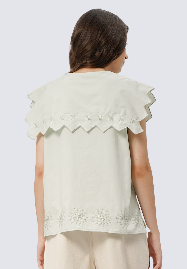 Embroidered Sleeveless Blouse
