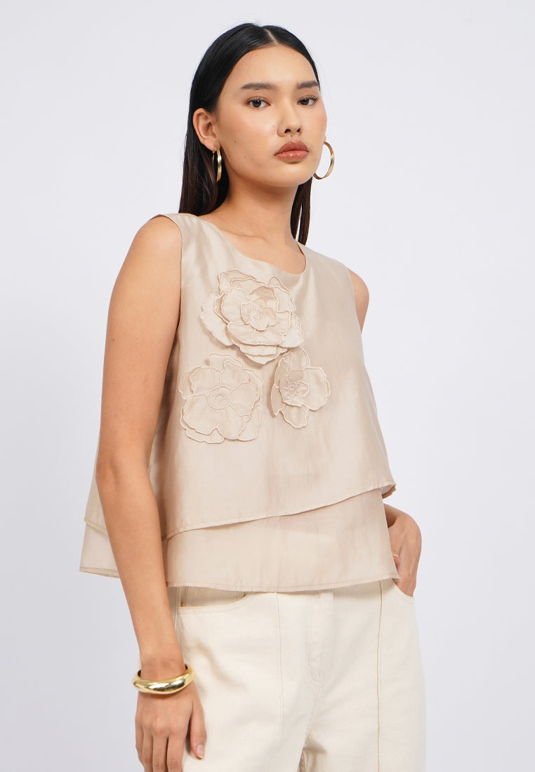 Sleeveless Blouse with Flower Patch