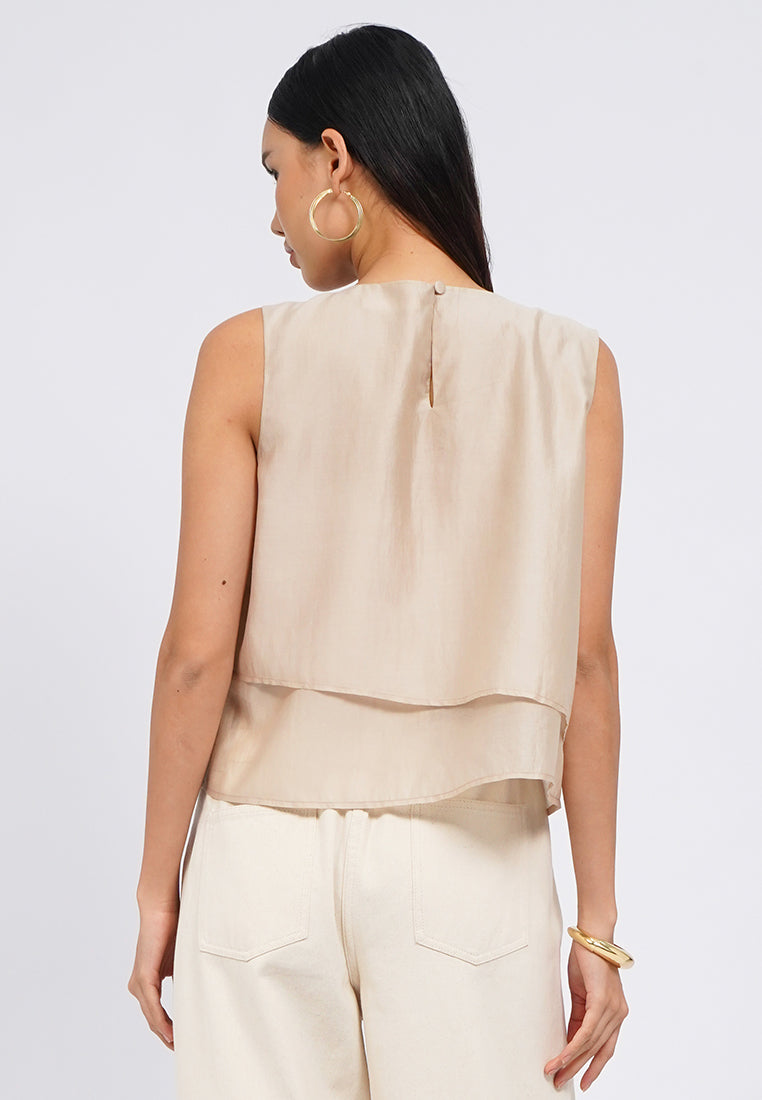 Sleeveless Blouse with Flower Patch