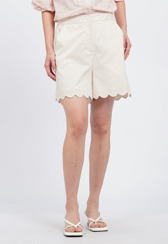 Short Pants with Scallop Hem Details