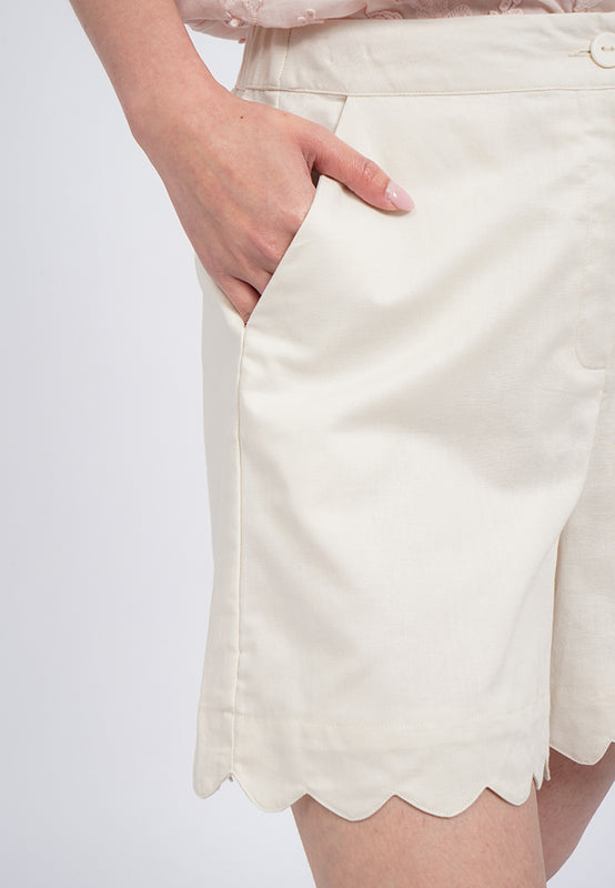 Short Pants with Scallop Hem Details