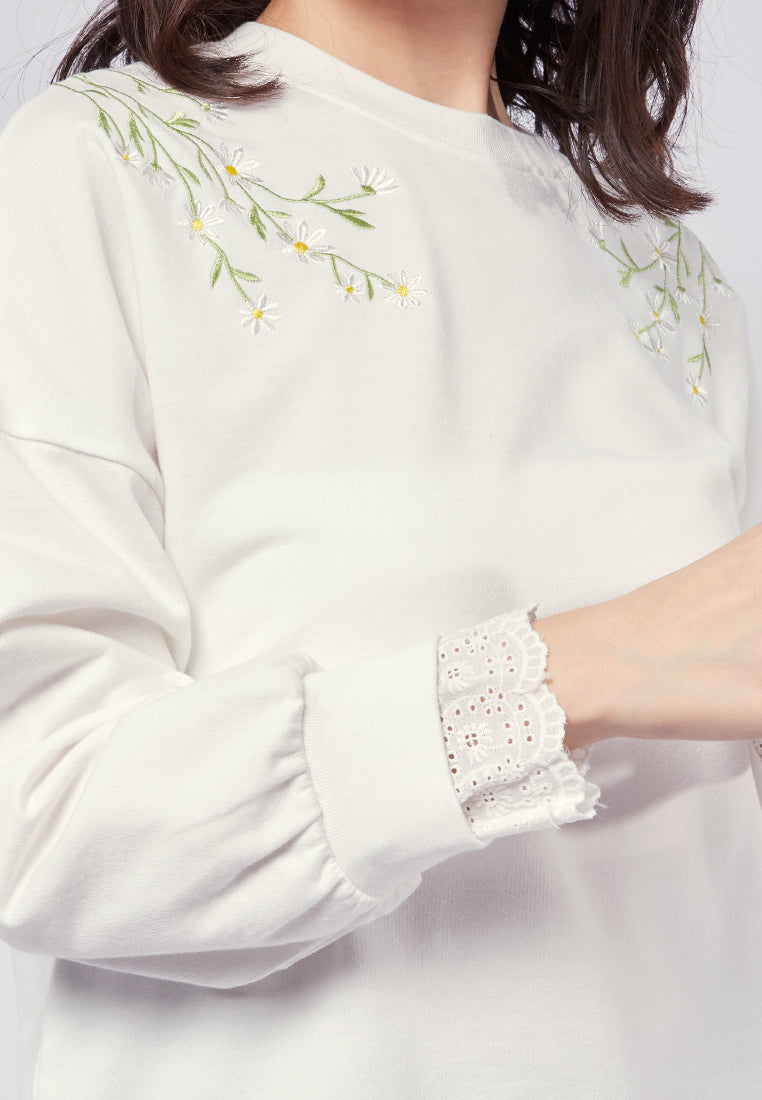 Embroidered Loose Sweatshirt
