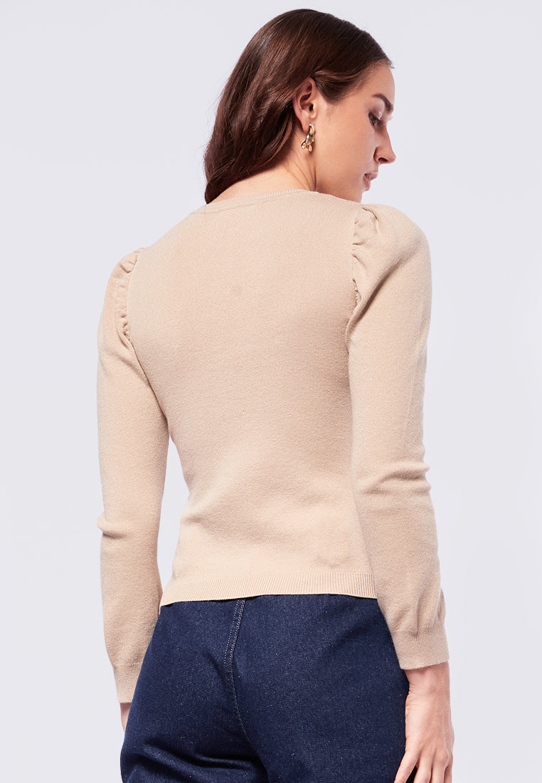 Fitted Sweater with Puffy Shoulder