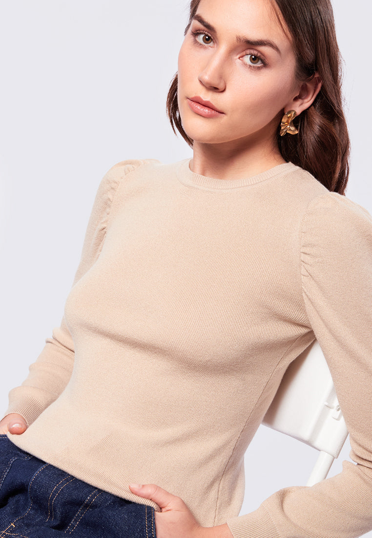 Fitted Sweater with Puffy Shoulder