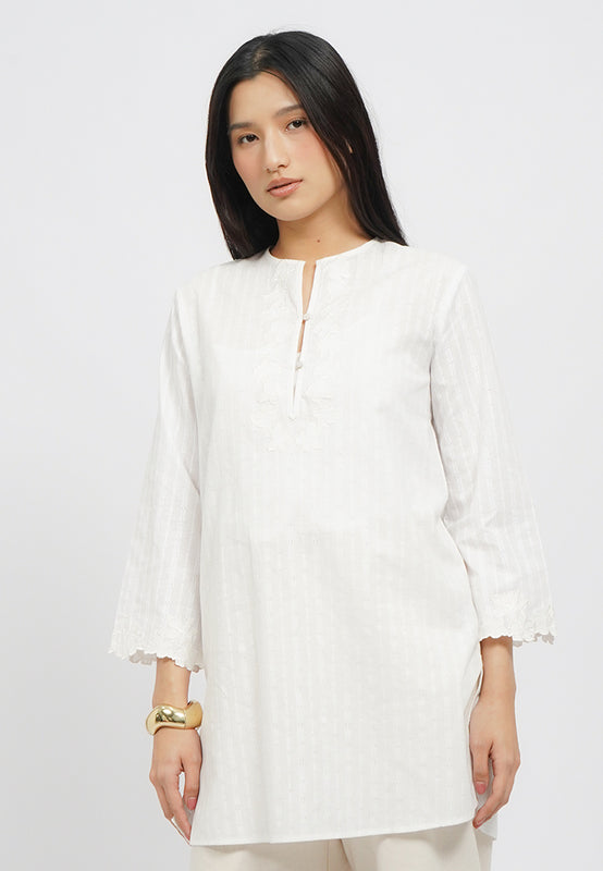 Textured Long Sleeve Tunic with Inner