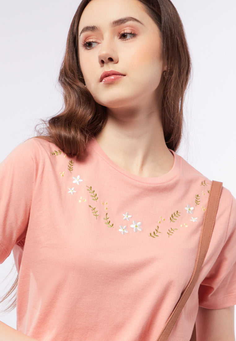 Embroidered Short Sleeve T-Shirt