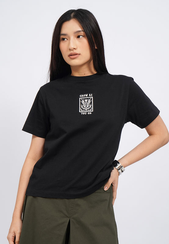 Short Sleeve Embroidered Graphic T-Shirt