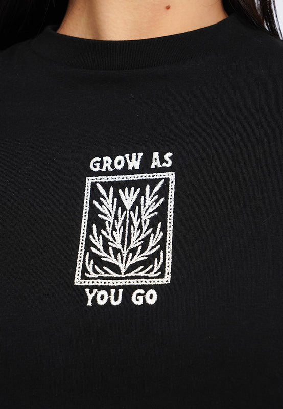 Short Sleeve Embroidered Graphic T-Shirt