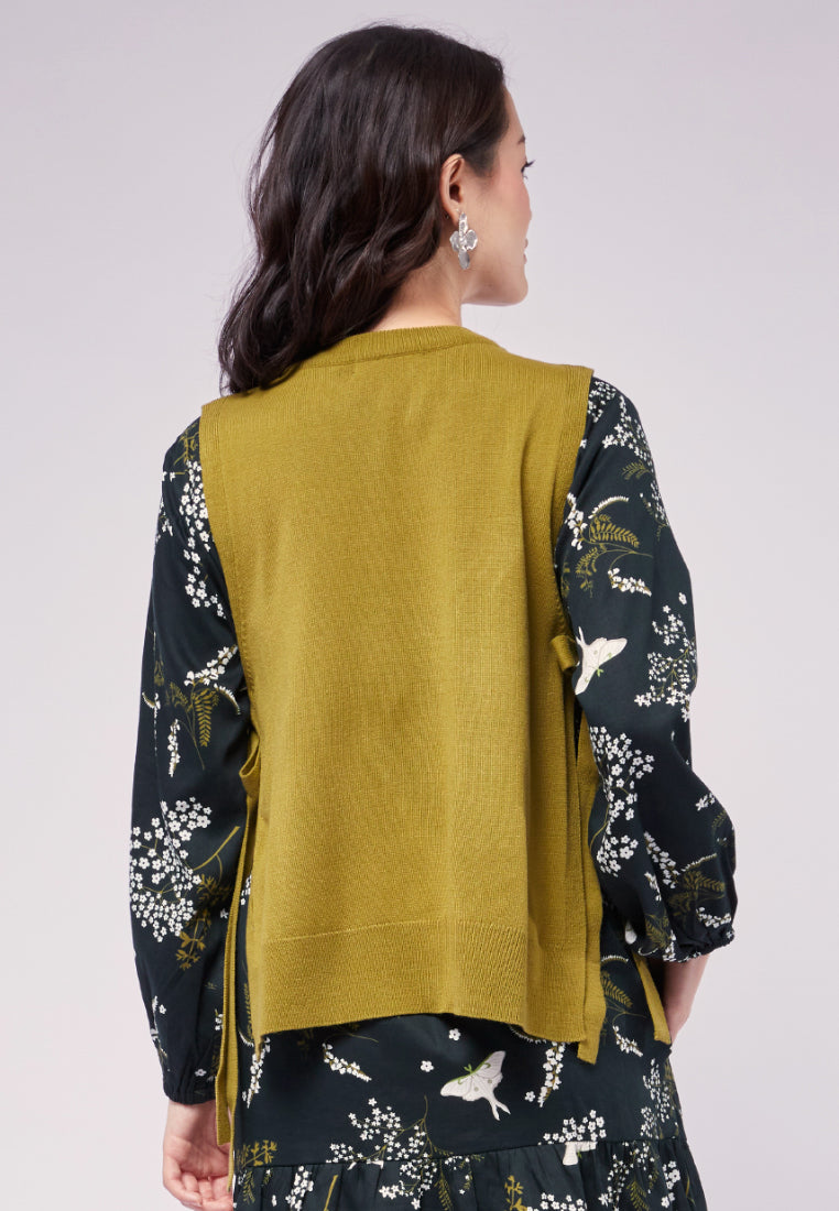 High Neck Vest with Adjustable Side Strap