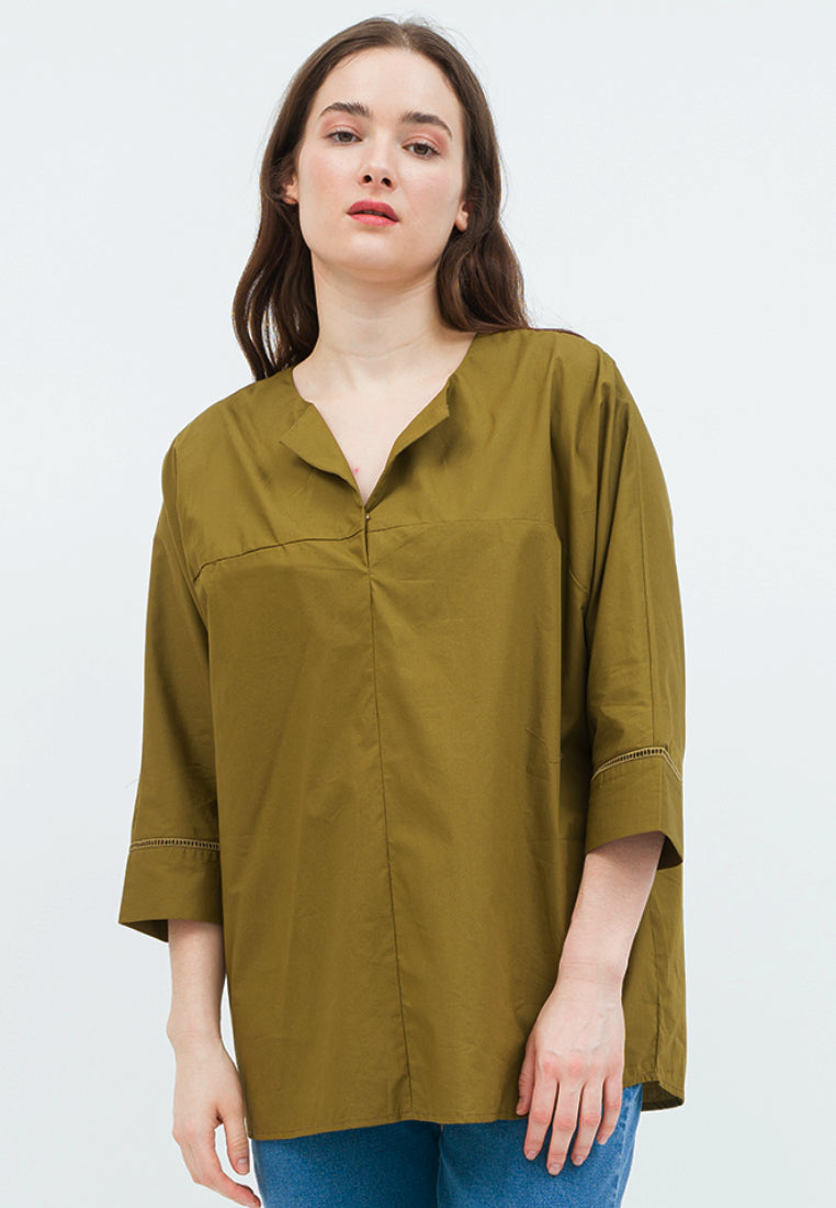 Loose Blouse with Open Collar