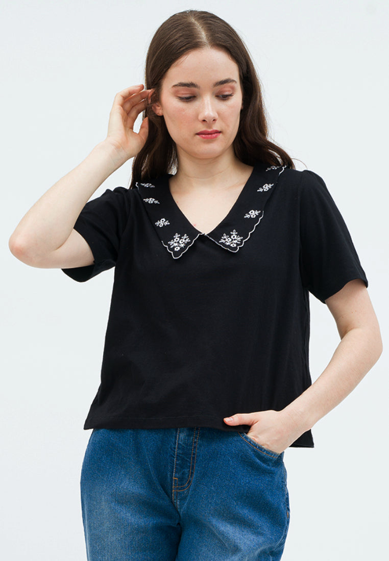 Boxy Top with Embroidered Collar