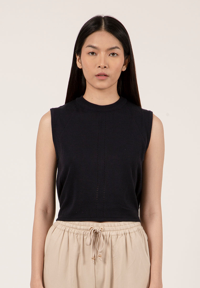 Sleevless blouse