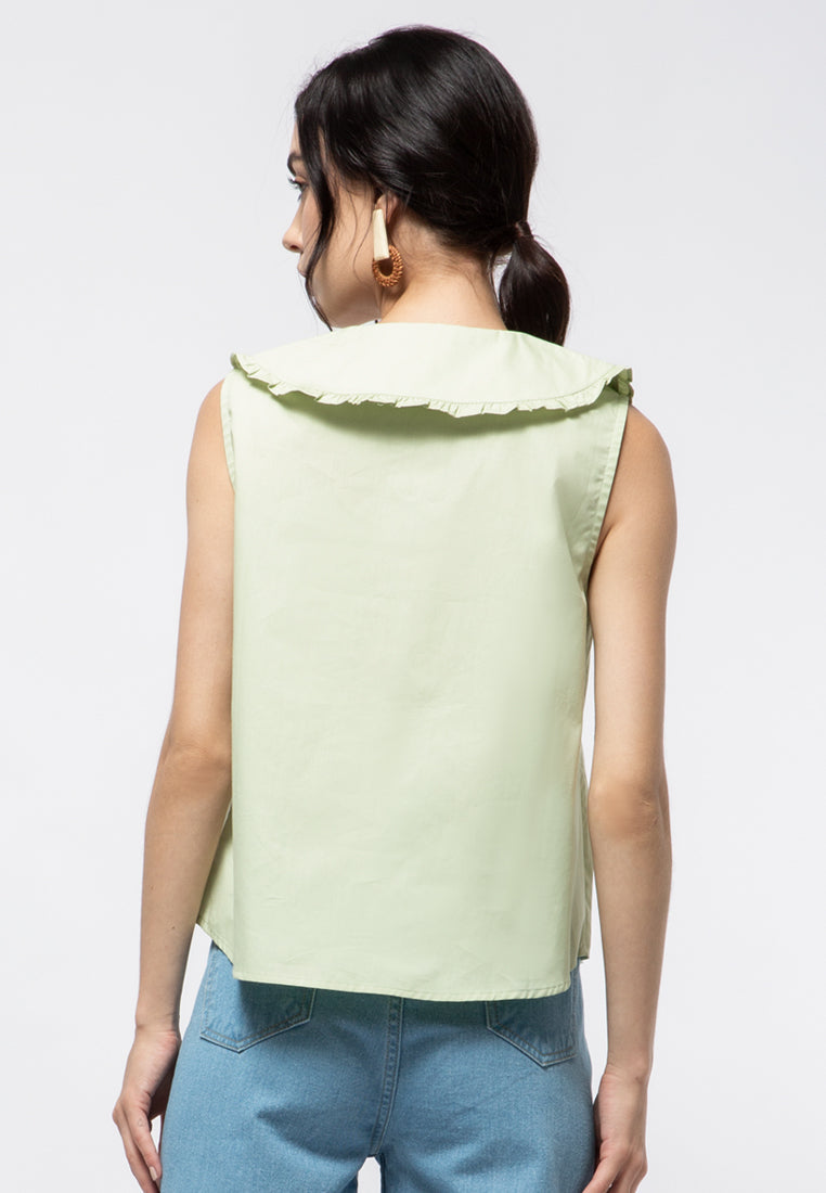 Wide Collar Sleeveless Blouse