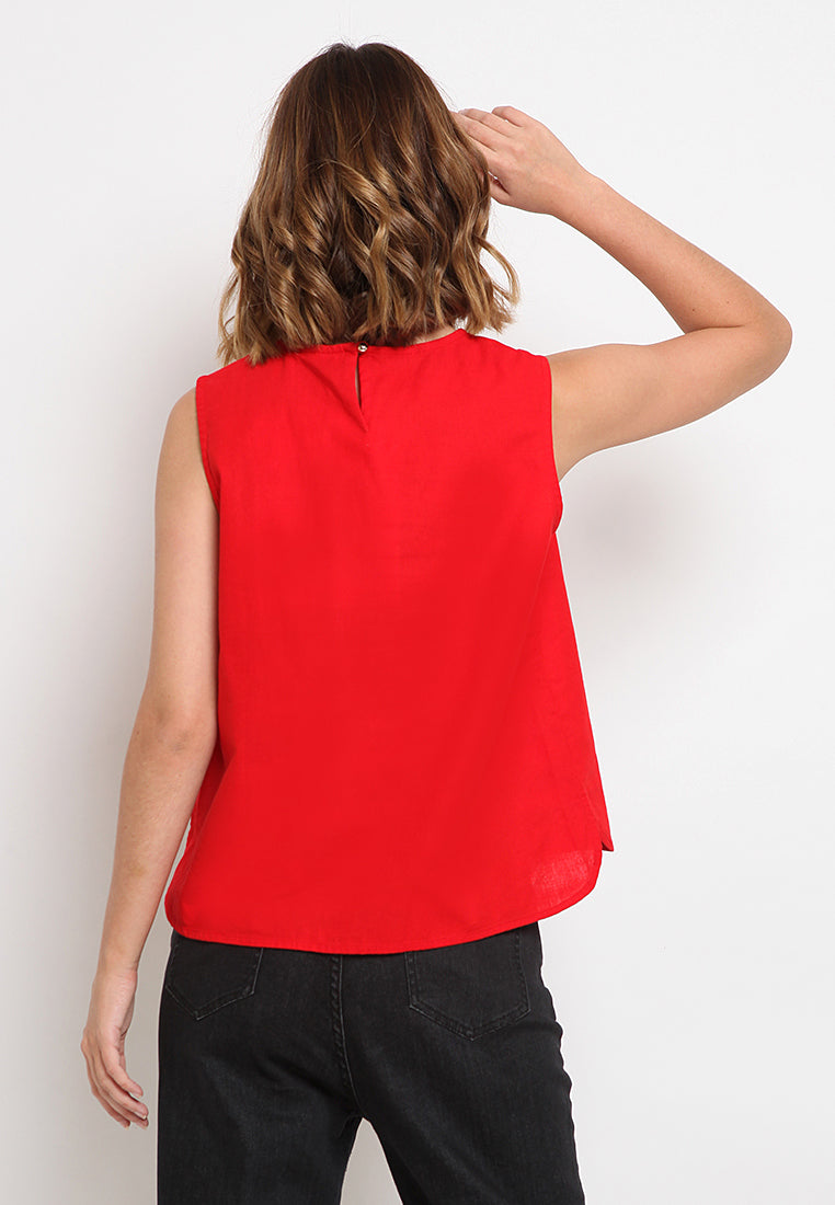 Round Neck Sleeveless Blouse