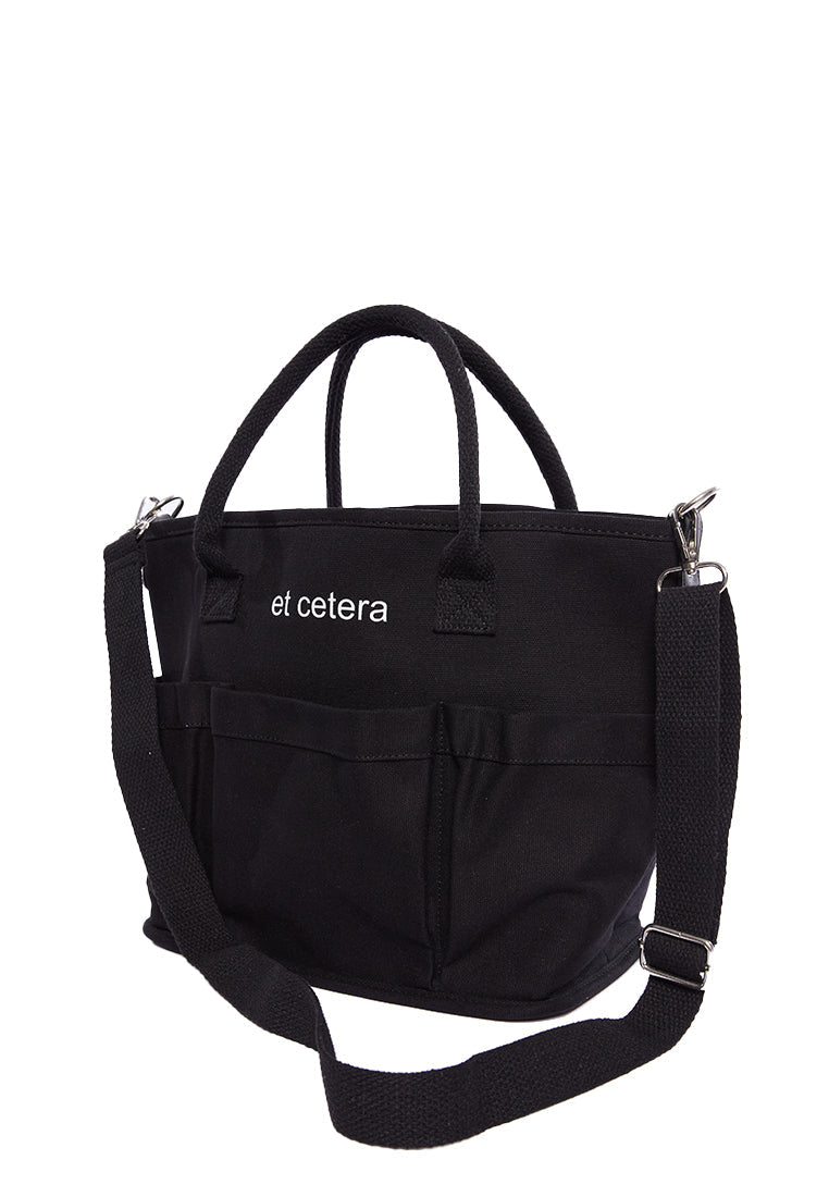 Tote Bag with Pockets Detail