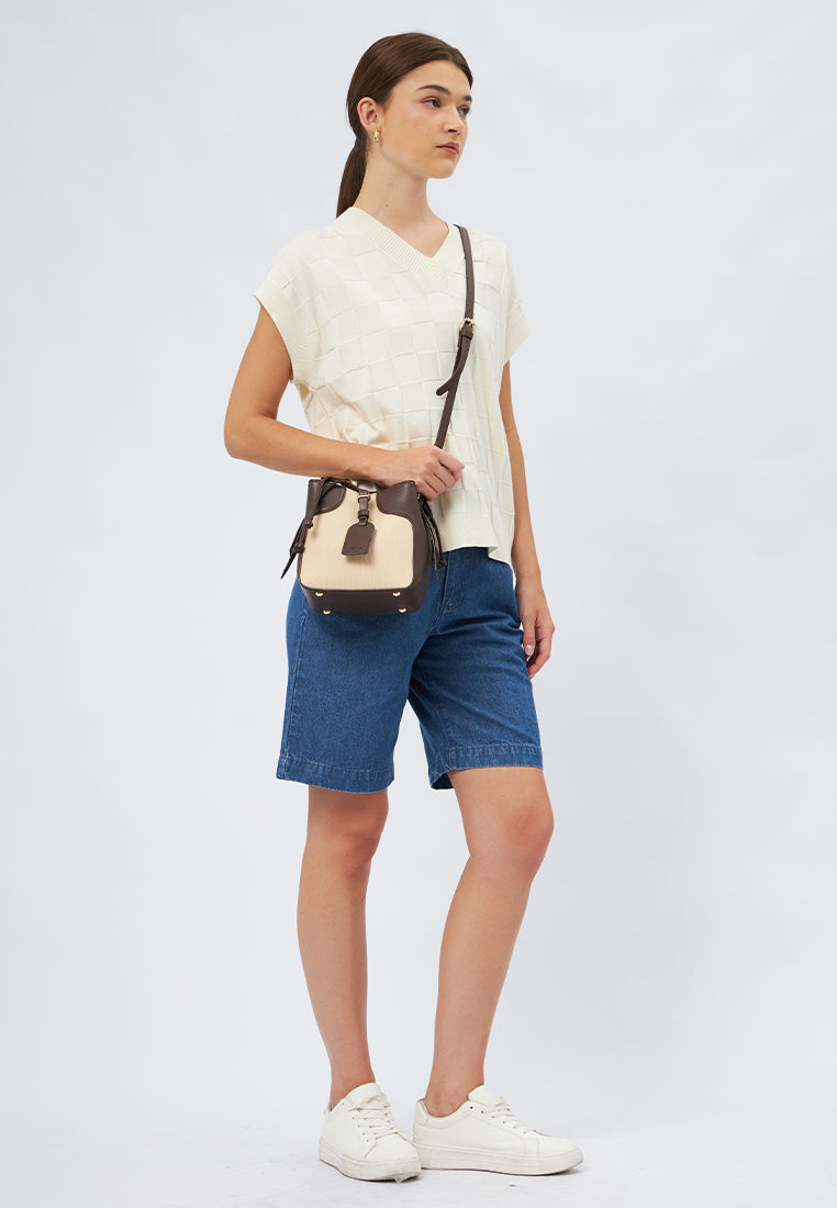 Solid Sling Bag BROWN