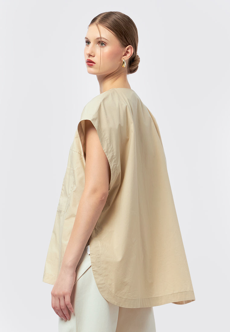 Round Neck Sleeveless Blouse