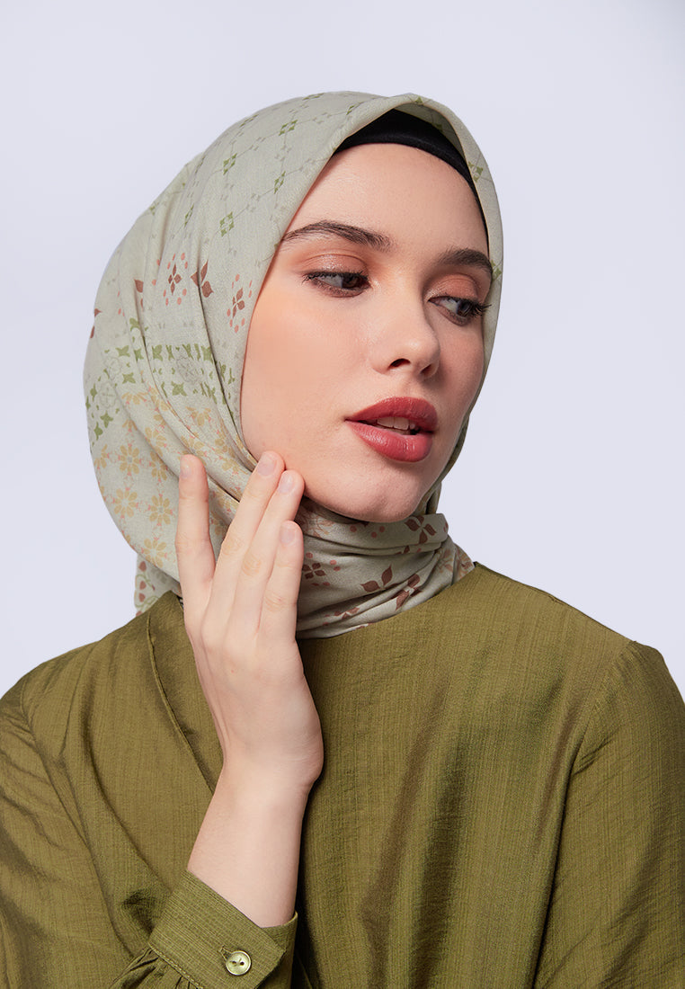 Geometric Printed Scarf