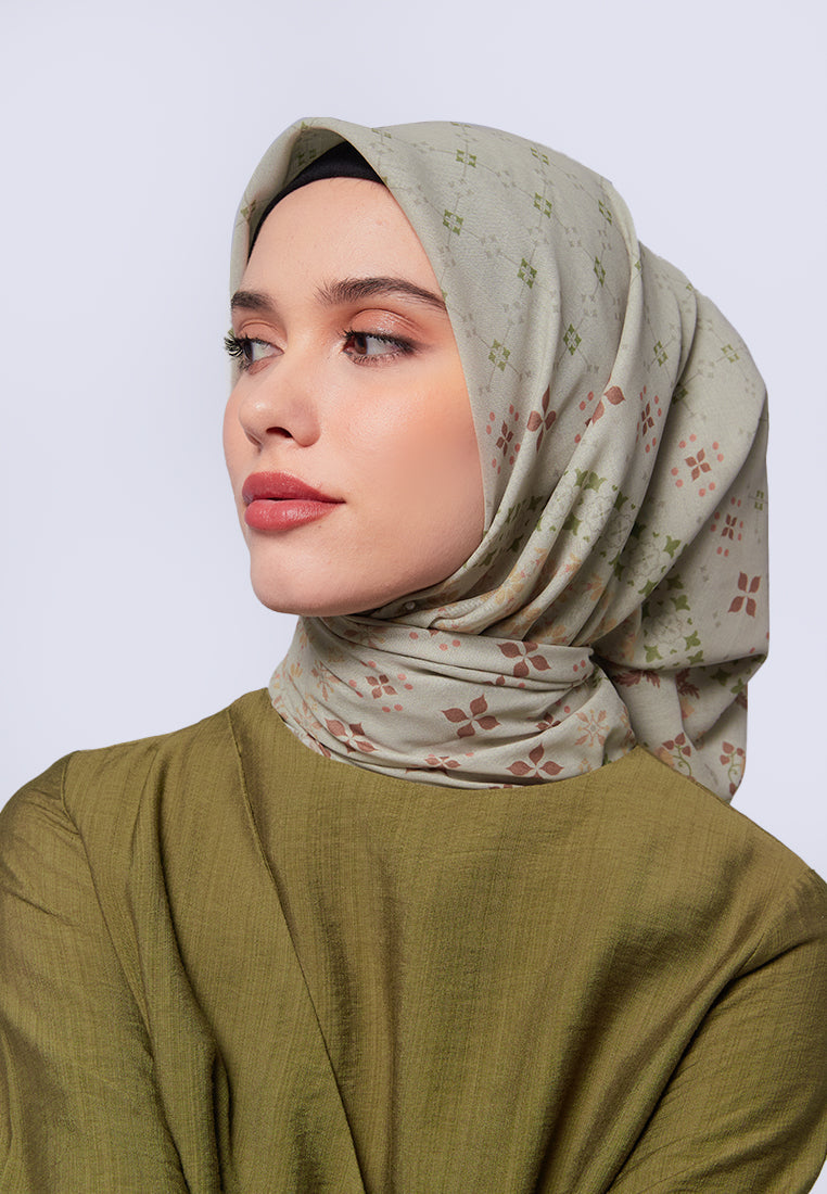 Geometric Printed Scarf