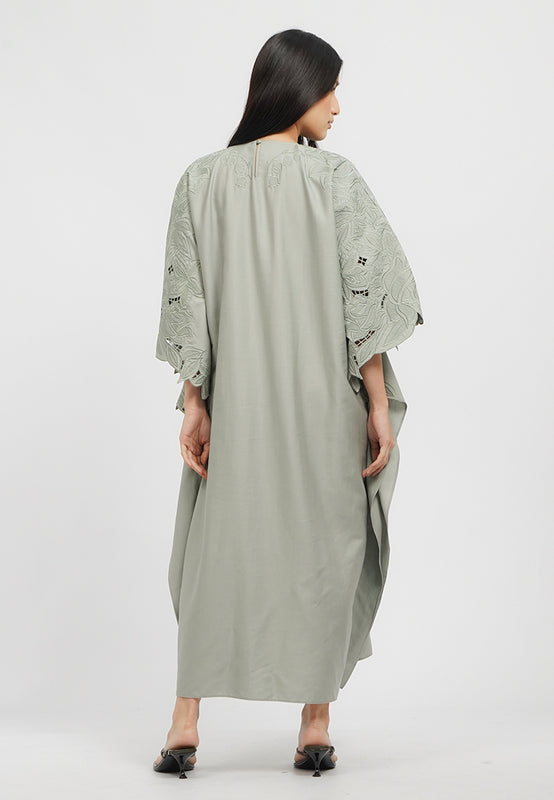 Embroidered Flowy Gamis