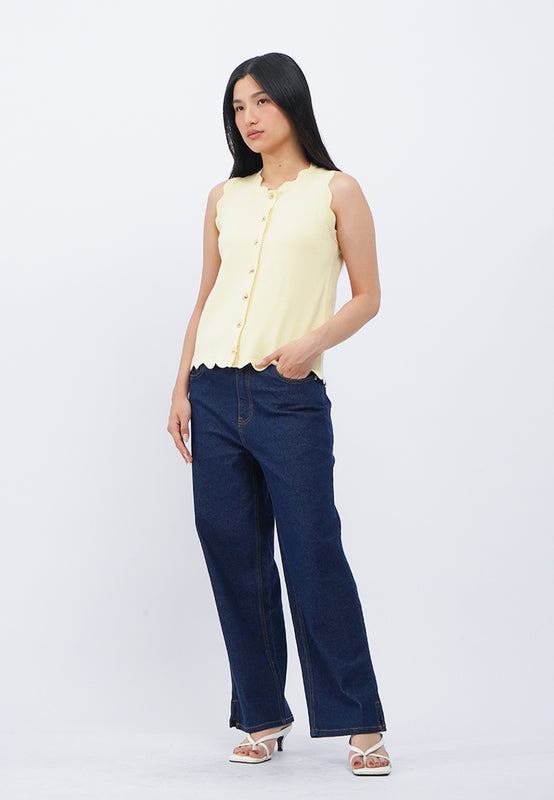 Scalloped Hem Sleeveless Knit Top