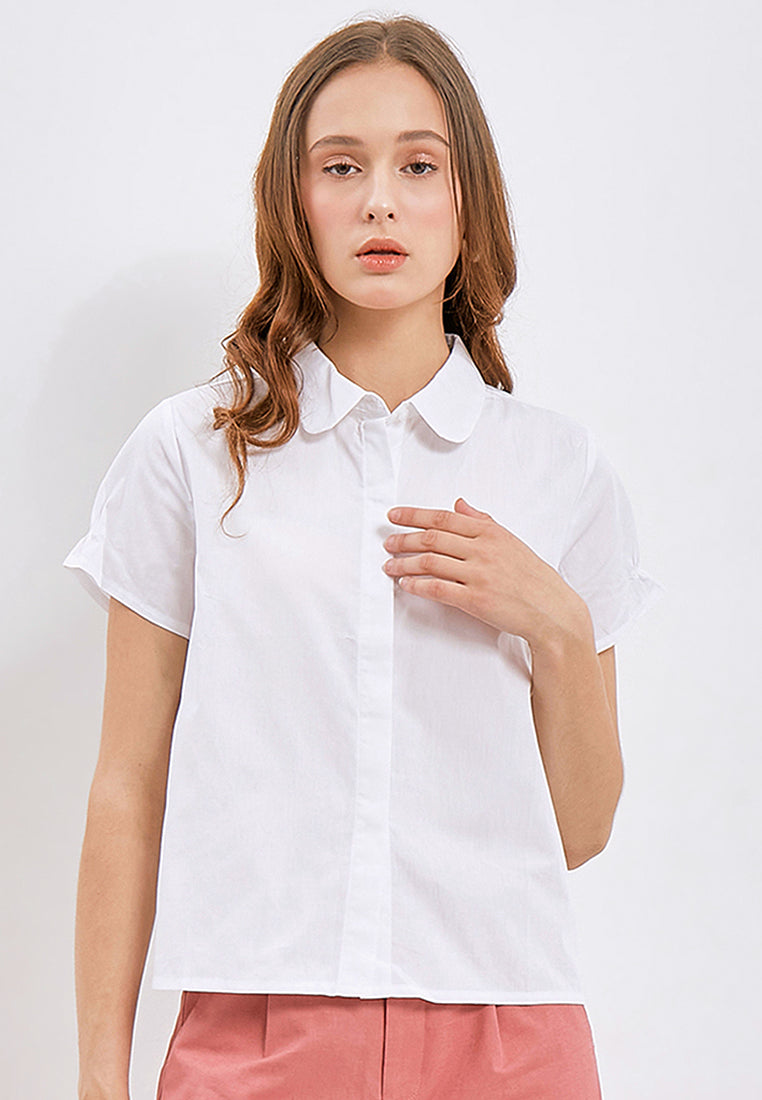 Blouse with Ruched Back Details