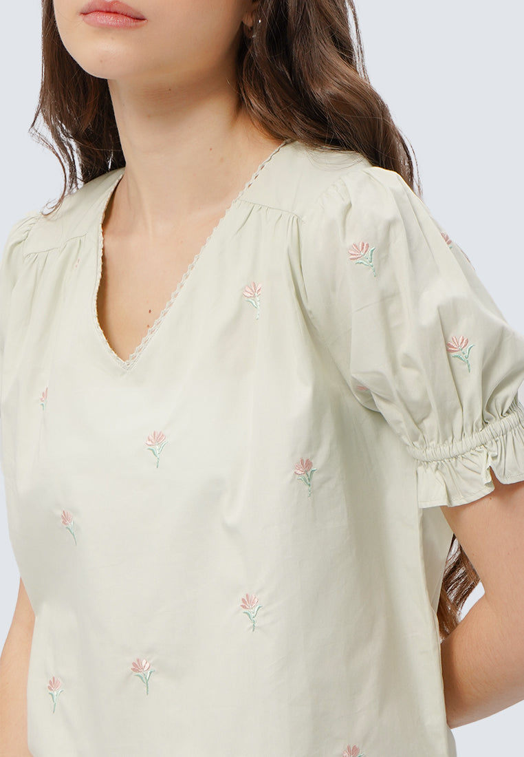 Embroidered Puff Sleeve Blouse