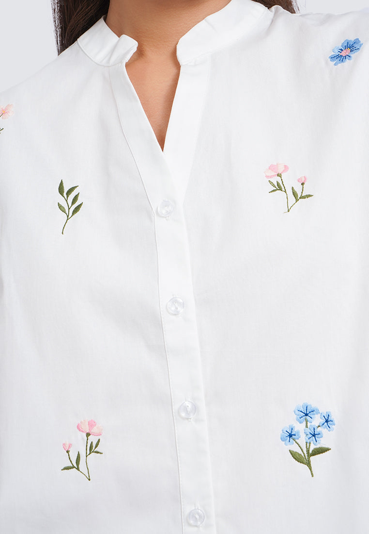 V-Neck Short Sleeve Embroidered Blouse