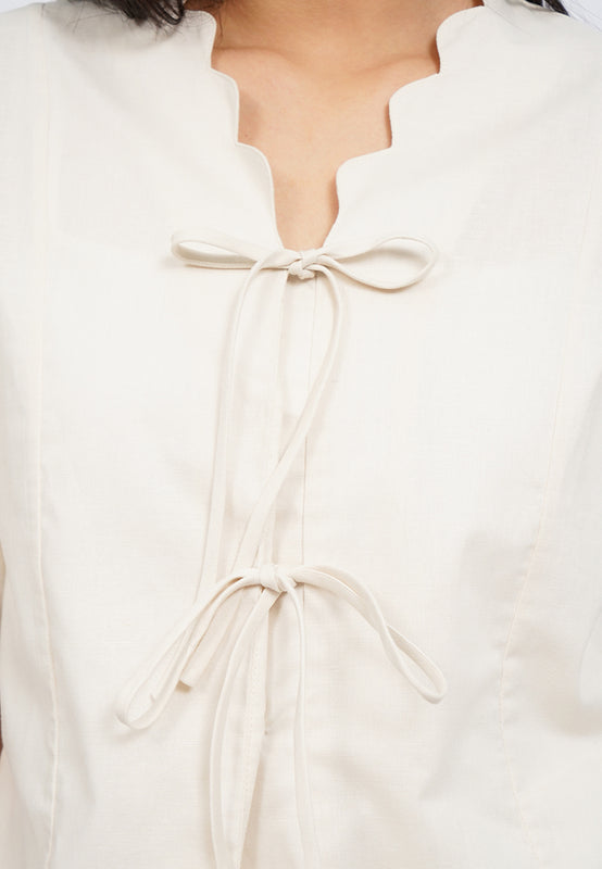 V-Neck Scalloped Short Sleeve Blouse