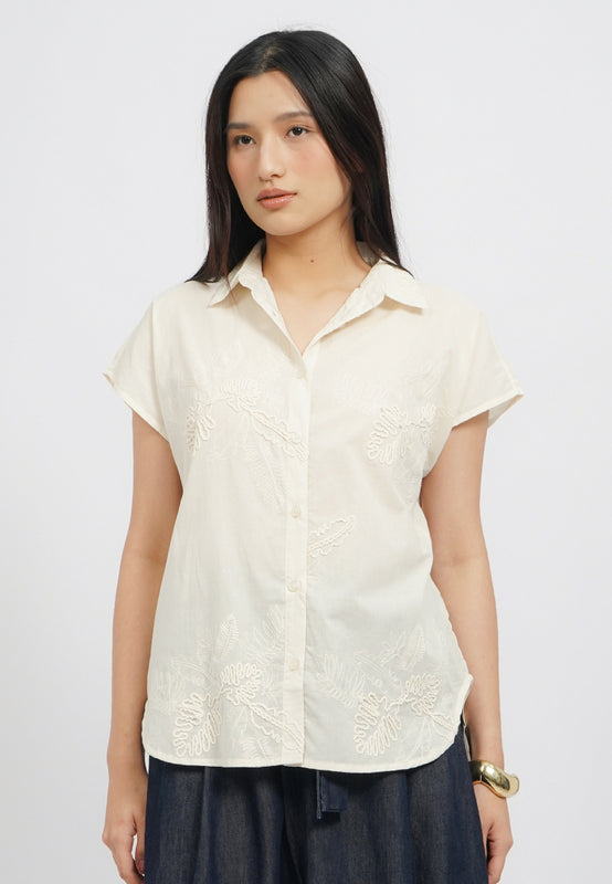 Embroidered Short Sleeve Blouse