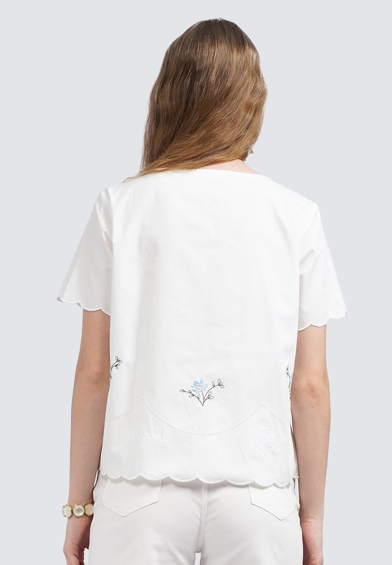 Embroidered Short Sleeve Blouse