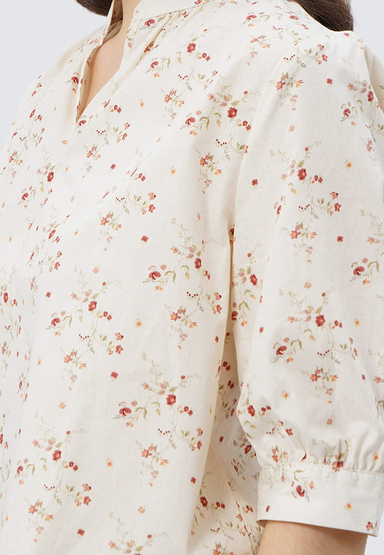 V-Neck Printed Short Sleeve Top