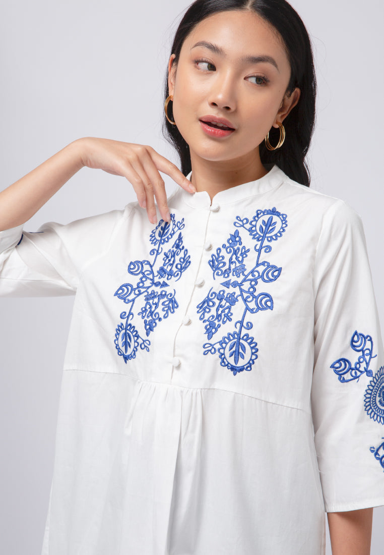 3/4 Sleeves Tunic with Embroidery