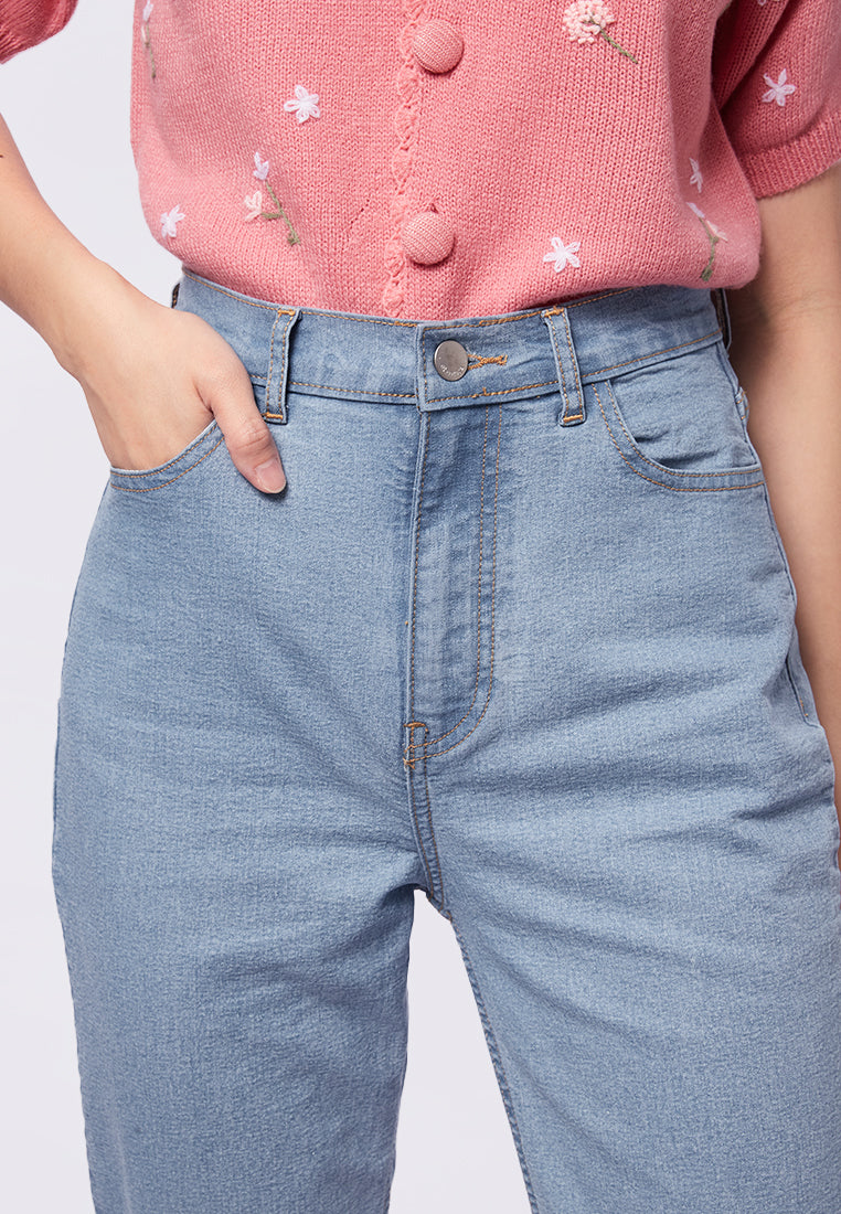 Rolled Up Ankle Length Mom Jeans